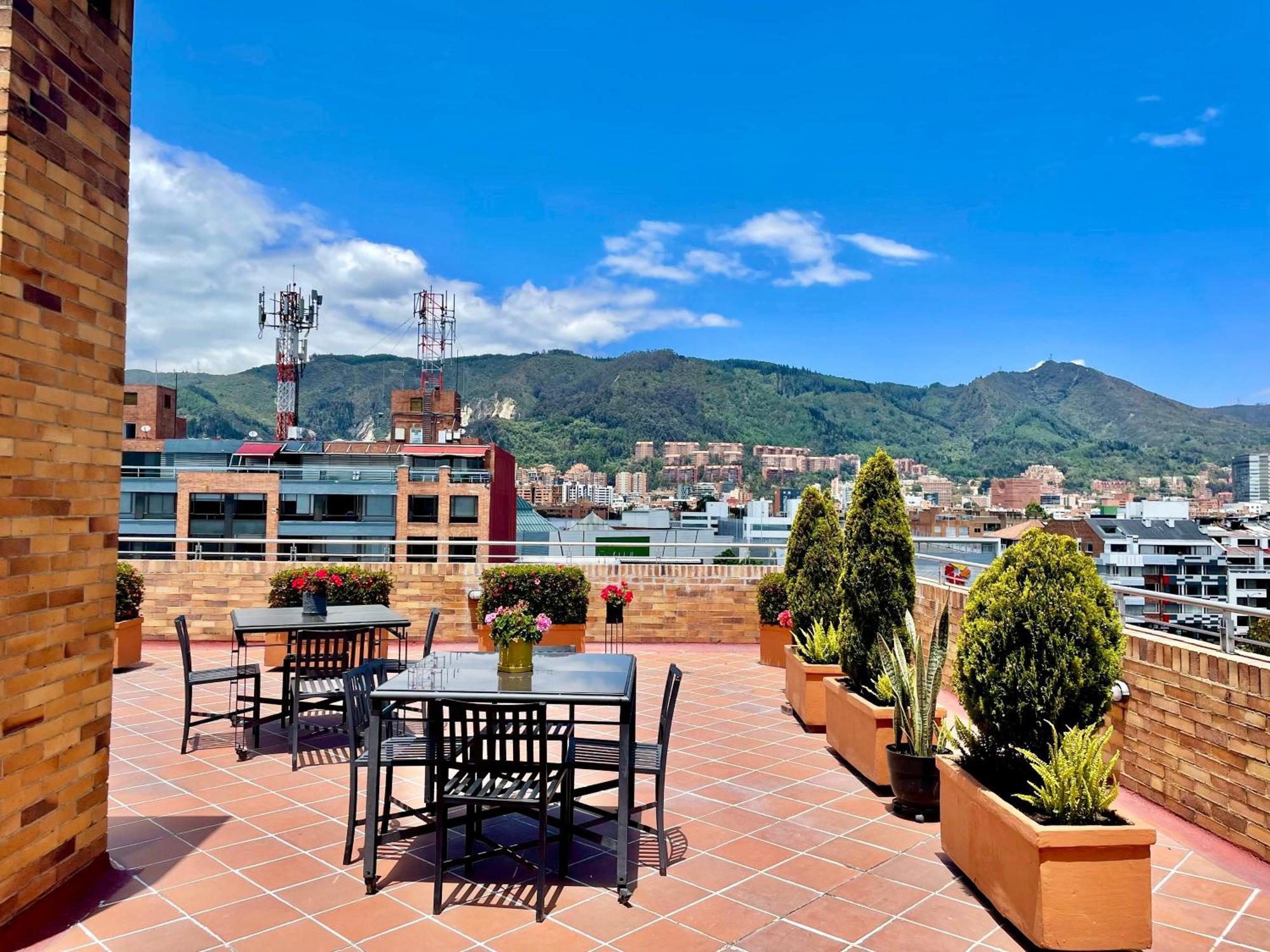 122 Plaza Apartahotel Bogota Exterior photo
